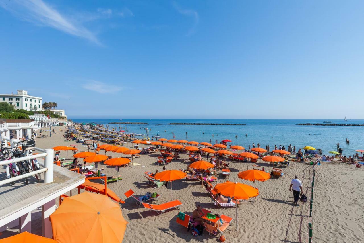 Titty Beach House Санта-Маринелла Экстерьер фото