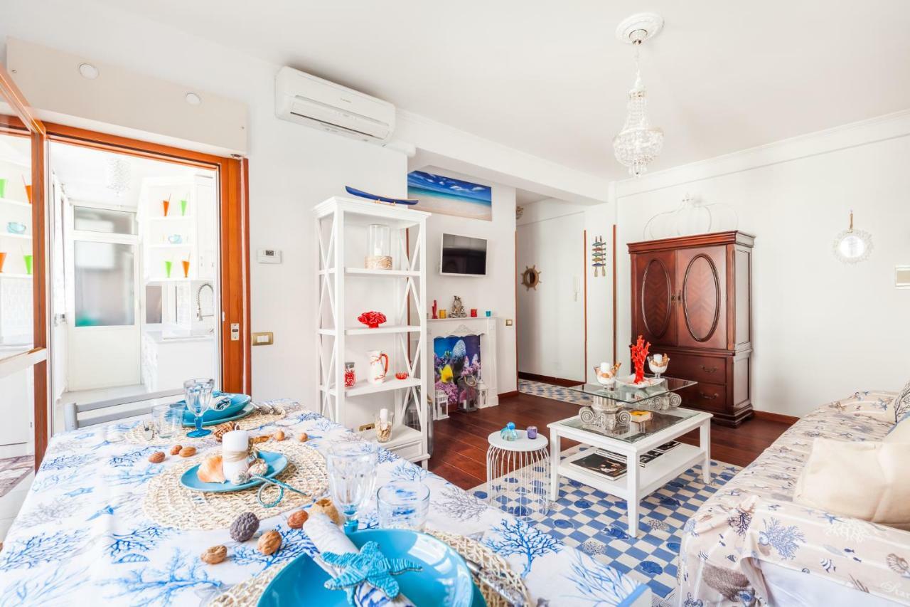 Titty Beach House Санта-Маринелла Экстерьер фото