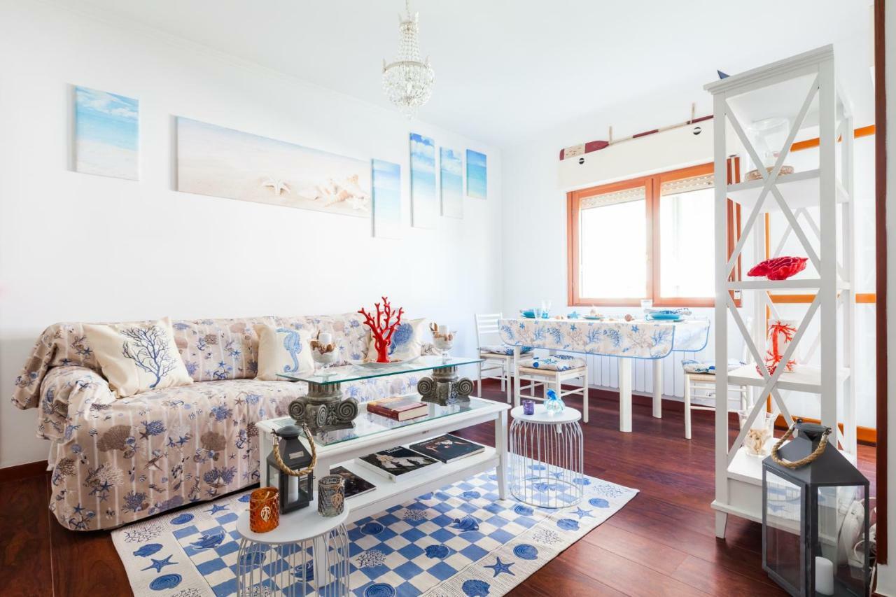 Titty Beach House Санта-Маринелла Экстерьер фото